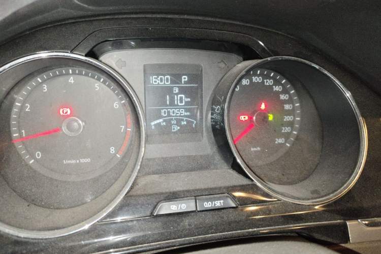Used Volkswagen Bora 2014 1.6L Automatic Comfort Model Odometer Close Up