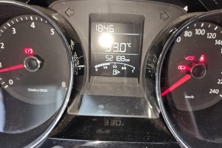 Used Volkswagen Bora 2014 1.6L Manual Comfort Model Odometer Close Up