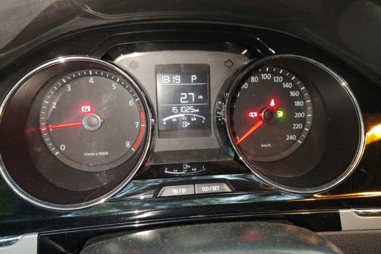 Used Volkswagen Bora 2014 1.6L Automatic Comfort Model Odometer Close Up