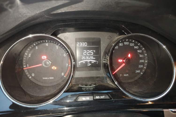 Used Volkswagen Bora 2014 1.6L Manual Comfort Model Odometer Close Up