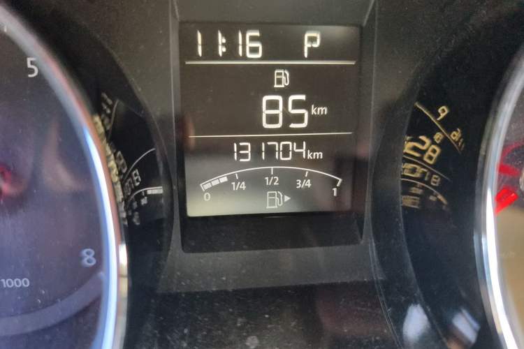 Used Volkswagen Bora 2014 1.6L Automatic Comfort Model Odometer Close Up