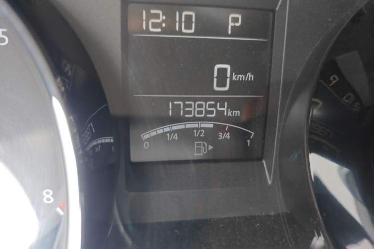 Used Volkswagen Bora 2014 1.6L Automatic Comfort Model Odometer Close Up