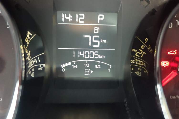 Used Volkswagen Bora 2014 1.4TSI Automatic Sportline Odometer Close Up