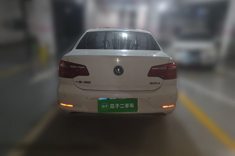 Used Volkswagen Bora 2014 1.6L Automatic Fashion Model Rear