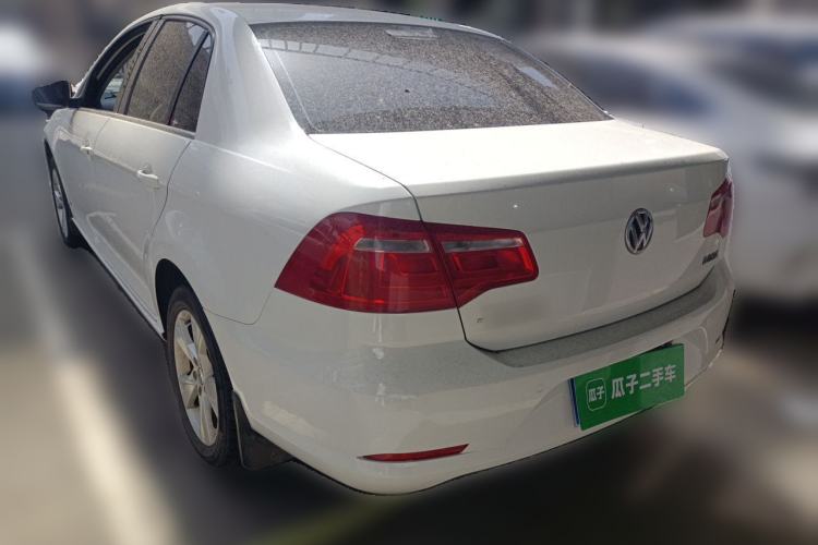 Used Volkswagen Bora 2014 1.6L Manual Comfort Model Rear Left 45 Deg