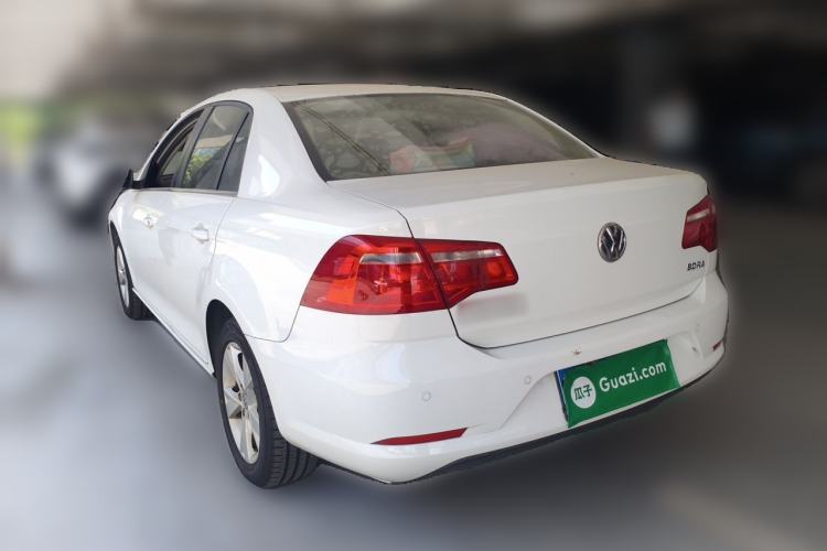 Used Volkswagen Bora 2014 1.6L Automatic Comfort Model Rear Left 45 Deg