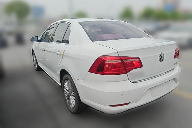 Used Volkswagen Bora 2014 1.6L Automatic Luxury Model Rear Left 45 Deg
