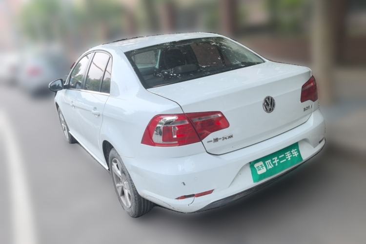 Used Volkswagen Bora 2014 1.6L Manual Comfort Model Rear Left 45 Deg