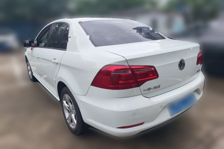 Used Volkswagen Bora 2014 1.6L Automatic Comfort Model Rear Left 45 Deg