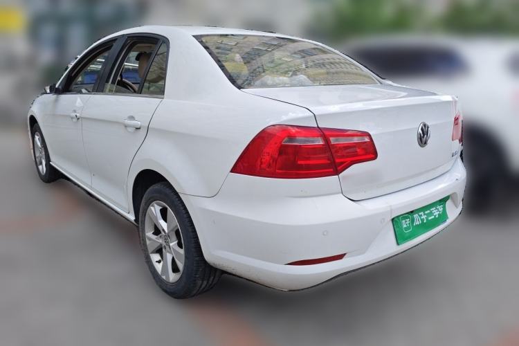 Used Volkswagen Bora 2014 1.6L Automatic Comfort Model Rear Left 45 Deg