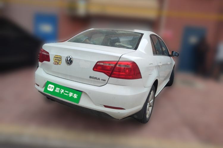 Used Volkswagen Bora 2014 1.4 TSI Manual Comfort Model Rear Right 45 Deg