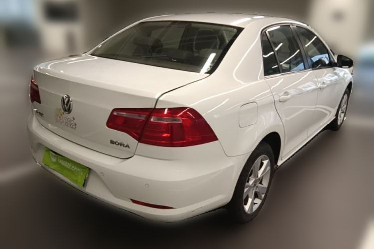 Used Volkswagen Bora 2014 1.6L Automatic Comfort Model Rear Right 45 Deg