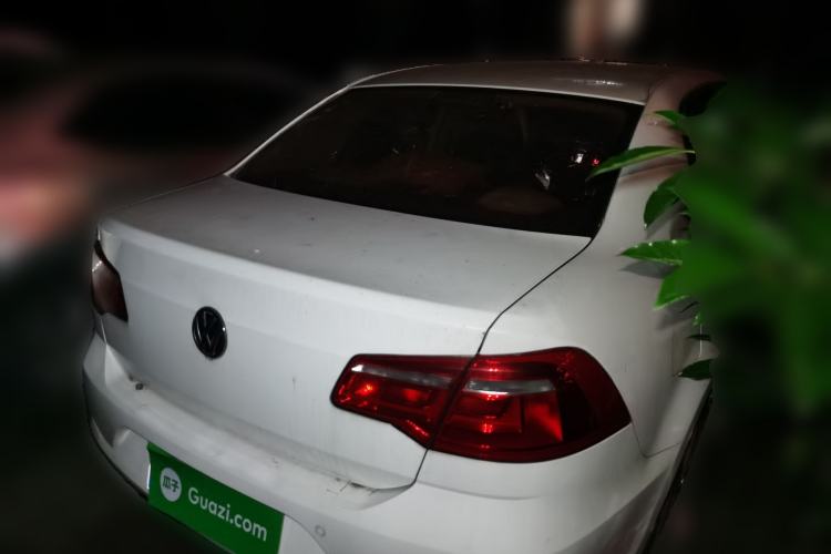 Used Volkswagen Bora 2014 1.6L Automatic Comfort Model Rear Right 45 Deg