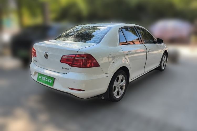 Used Volkswagen Bora 2014 1.6L Automatic Comfort Model Rear Right 45 Deg