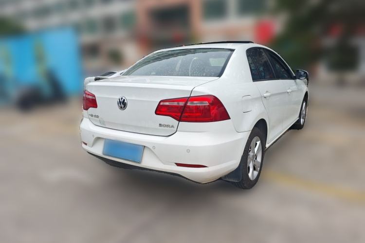 Used Volkswagen Bora 2014 1.6L Automatic Comfort Model Rear Right 45 Deg