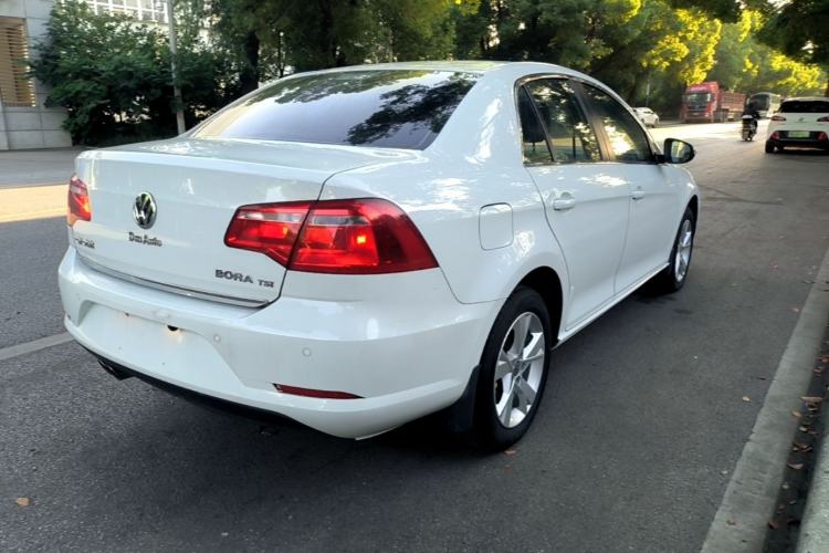 Used Volkswagen Bora 2014 1.4TSI Automatic Comfort Model Rear Right 45 Deg