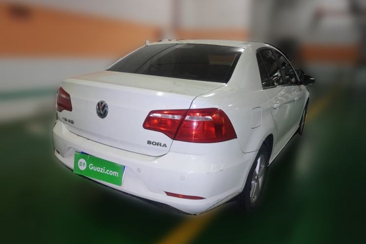 Used Volkswagen Bora 2014 1.6L Manual Fashion Edition Rear Right 45 Deg