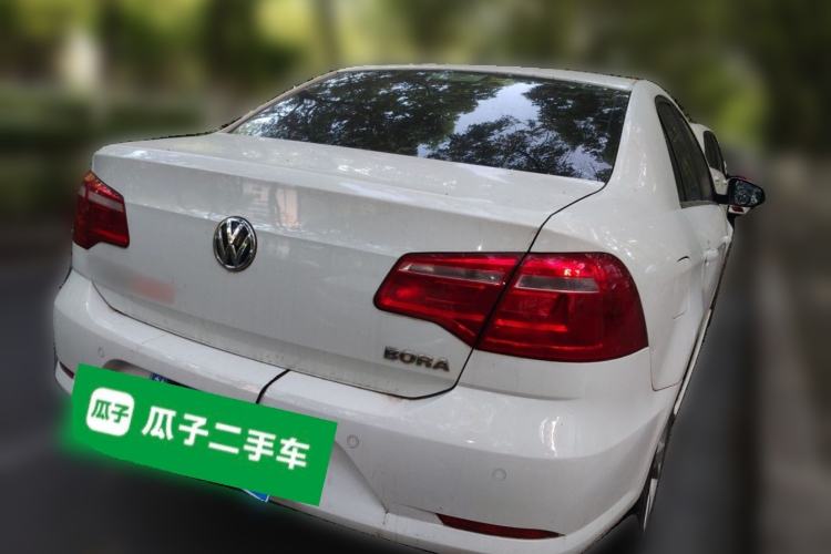 Used Volkswagen Bora 2014 1.6L Automatic Comfort Model Rear Right 45 Deg