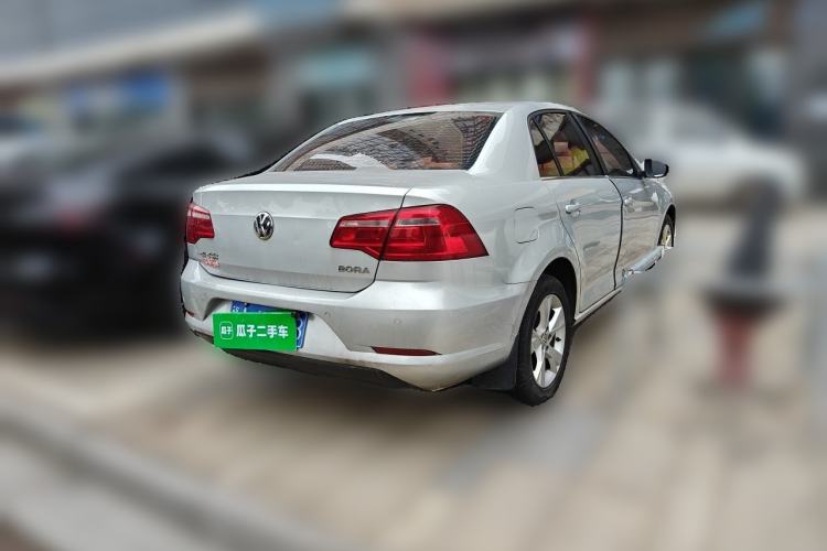 Used Volkswagen Bora 2014 1.6L Automatic Comfort Model Rear Right 45 Deg