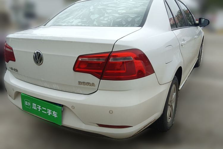 Used Volkswagen Bora 2014 1.6L Automatic Fashion Model Rear Right 45 Deg