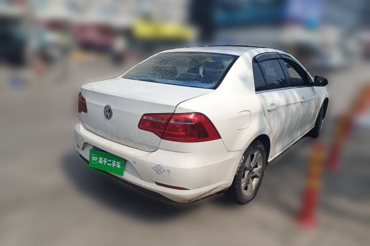 Used Volkswagen Bora 2014 1.6L Manual Comfort Model Rear Right 45 Deg