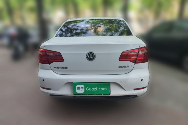 Used Volkswagen Bora 2014 1.6L Automatic Fashion Model Rear