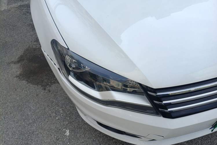 Used Volkswagen Bora 2014 1.6L Automatic Comfort Model Right Front Headlight