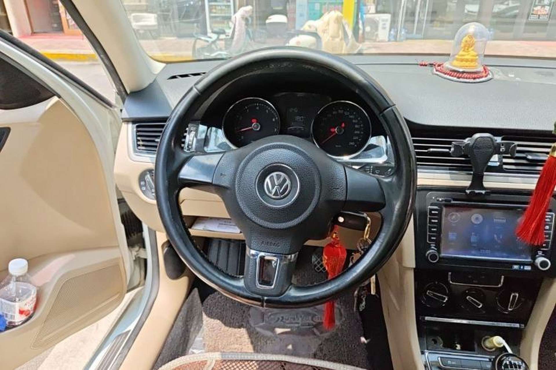 Used Volkswagen Bora 2014 1.4 TSI Manual Comfort Model Steering Wheel
