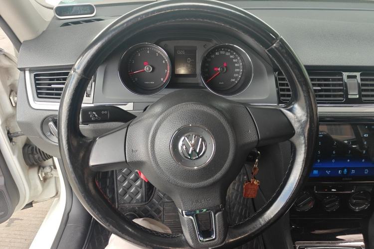 Used Volkswagen Bora 2014 1.6L Manual Fashion Edition Steering Wheel