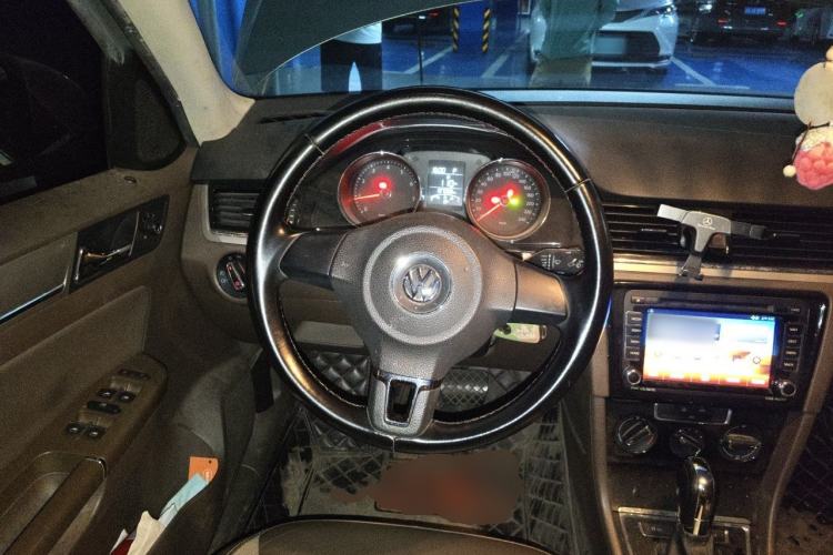 Used Volkswagen Bora 2014 1.6L Automatic Comfort Model Steering Wheel