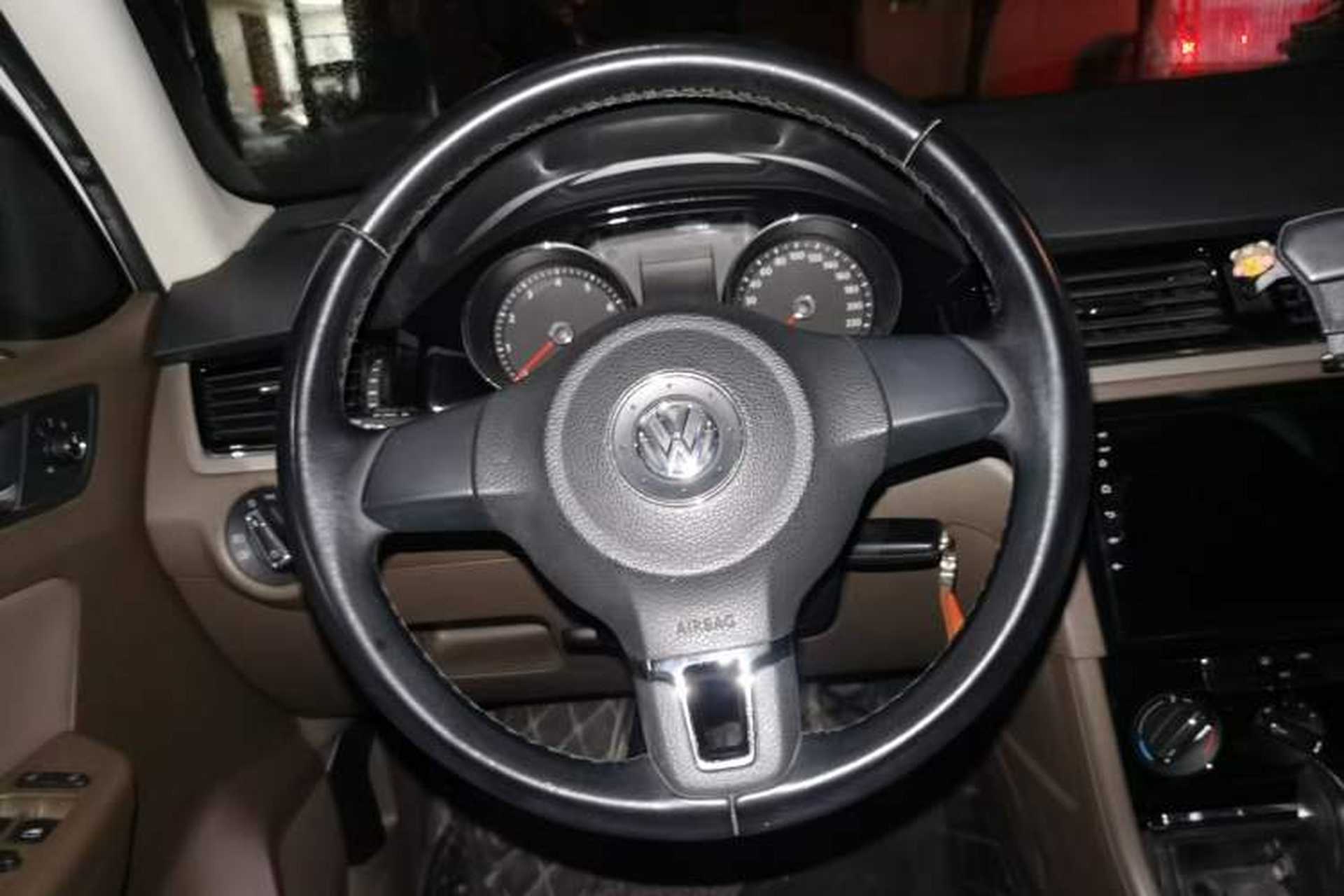 Used Volkswagen Bora 2014 1.6L Automatic Comfort Model Steering Wheel