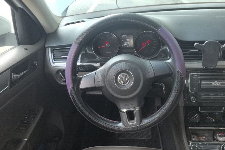 Used Volkswagen Bora 2014 1.6L Manual Comfort Model Steering Wheel