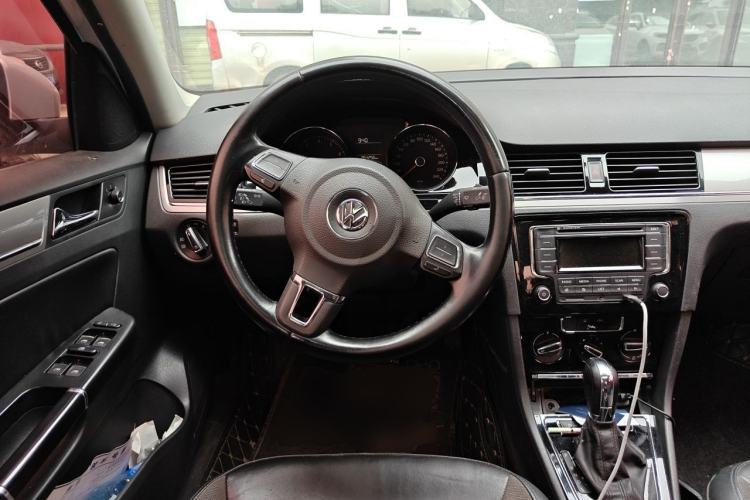 Used Volkswagen Bora 2014 1.6L Automatic Comfort Model Steering Wheel