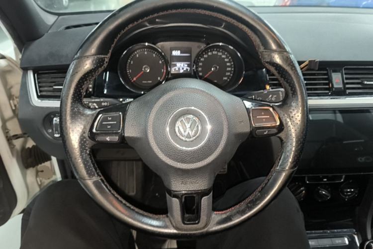 Used Volkswagen Bora 2014 1.4TSI Manual Sportline Steering Wheel