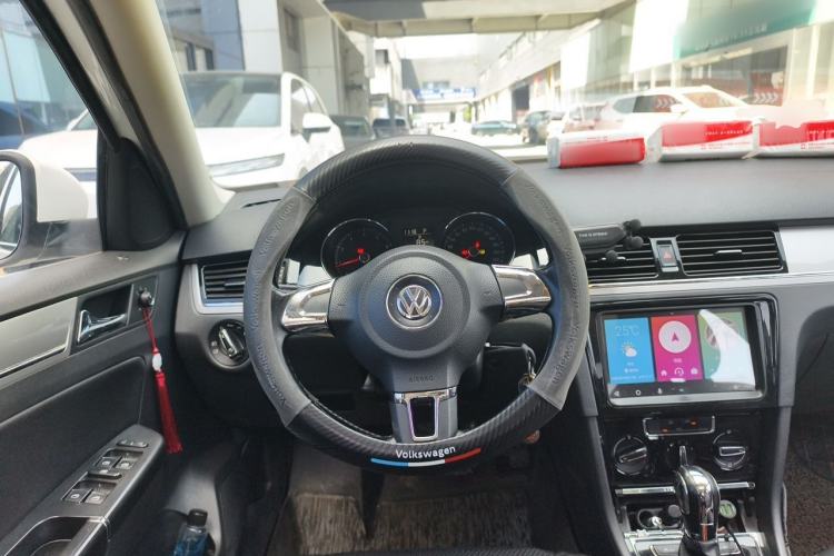 Used Volkswagen Bora 2014 1.6L Automatic Comfort Model Steering Wheel