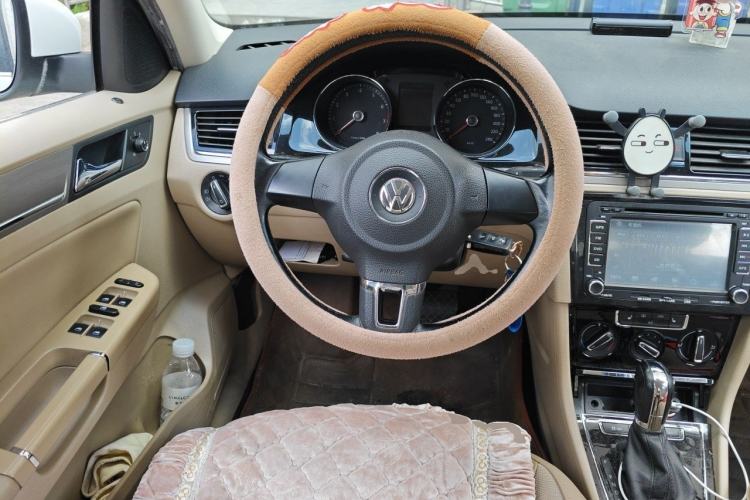 Used Volkswagen Bora 2014 1.6L Automatic Comfort Model Steering Wheel