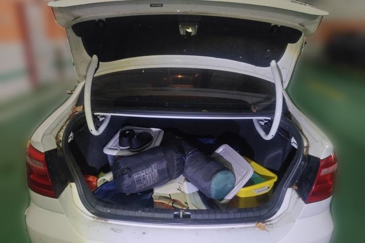 Used Volkswagen Bora 2014 1.6L Manual Fashion Edition Trunk