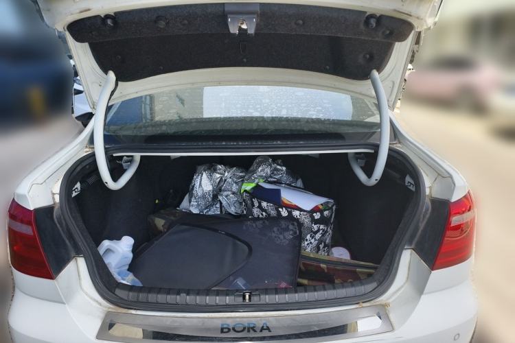 Used Volkswagen Bora 2014 1.6L Automatic Comfort Model Trunk