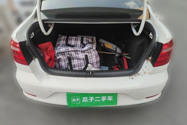 Used Volkswagen Bora 2014 1.6L Automatic Fashion Model Trunk