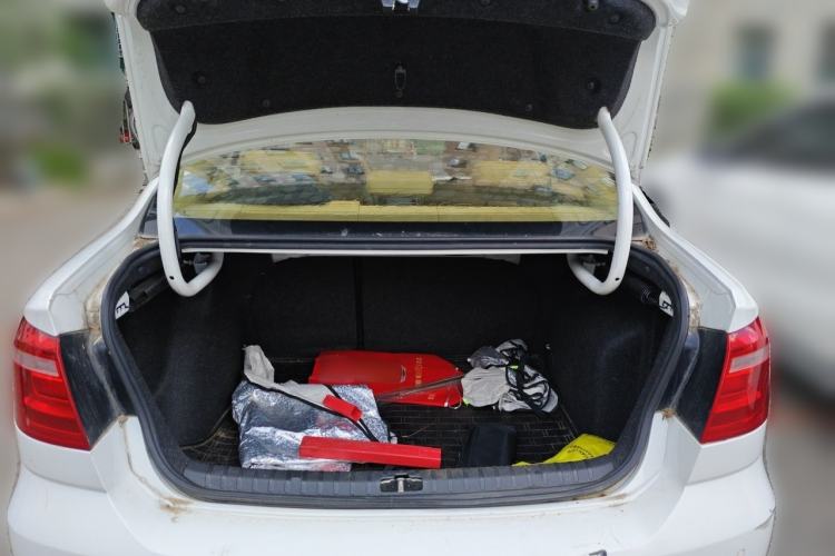 Used Volkswagen Bora 2014 1.6L Automatic Comfort Model Trunk