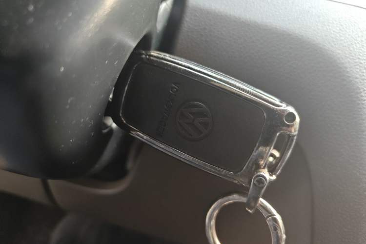 Used Volkswagen Bora 2014 1.6L Automatic Comfort Model Vehicle Key