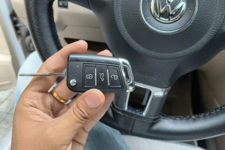 Used Volkswagen Bora 2014 1.6L Automatic Comfort Model Vehicle Key