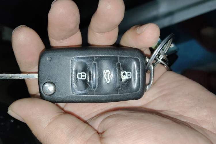 Used Volkswagen Bora 2014 1.6L Automatic Comfort Model Vehicle Key