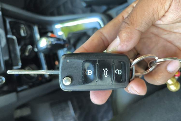Used Volkswagen Bora 2014 1.6L Automatic Comfort Model Vehicle Key
