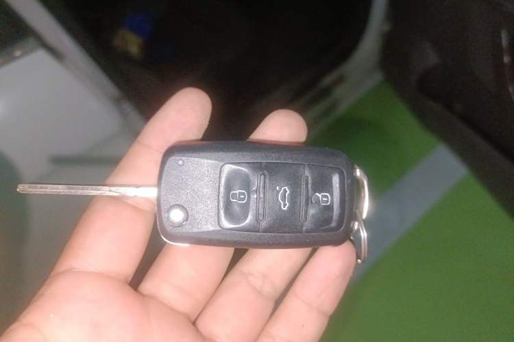 Used Volkswagen Bora 2014 1.6L Automatic Comfort Model Vehicle Key