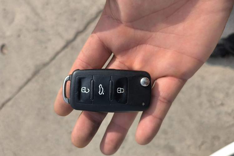 Used Volkswagen Bora 2014 1.6L Manual Comfort Model Vehicle Key