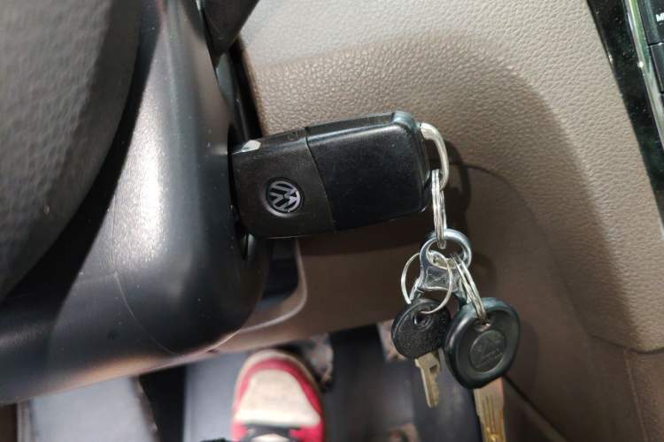 Used Volkswagen Bora 2014 1.4TSI Automatic Comfort Model Vehicle Key
