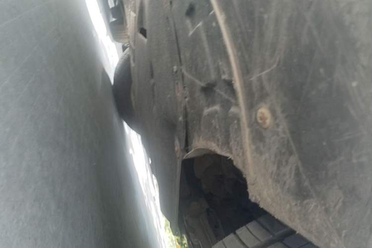 Used Volkswagen Bora 2014 1.6L Manual Comfort Model Chassis Front