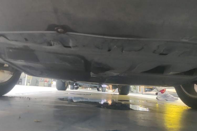 Used Volkswagen Bora 2014 1.6L Automatic Comfort Model Chassis Front