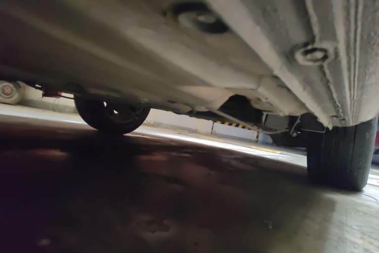 Used Volkswagen Bora 2014 1.6L Manual Comfort Model Chassis Front Left